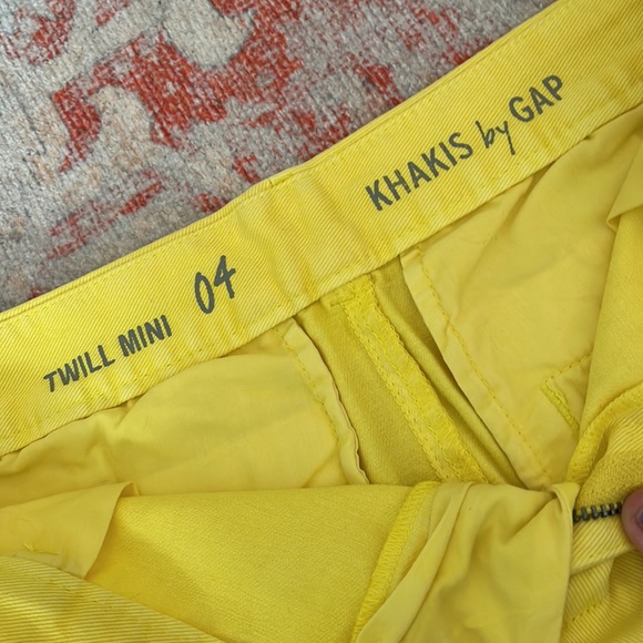 Khakis by GAP - Picture 2 of 4